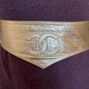 Chanel Vintage Gold Leather Belt